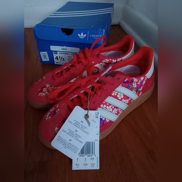 Adidas | HANDBALL SPEZIAL X LIBERTY LONDON SHOES | 5.5 Women's | 4.5 Kids - Picture 4 of 4